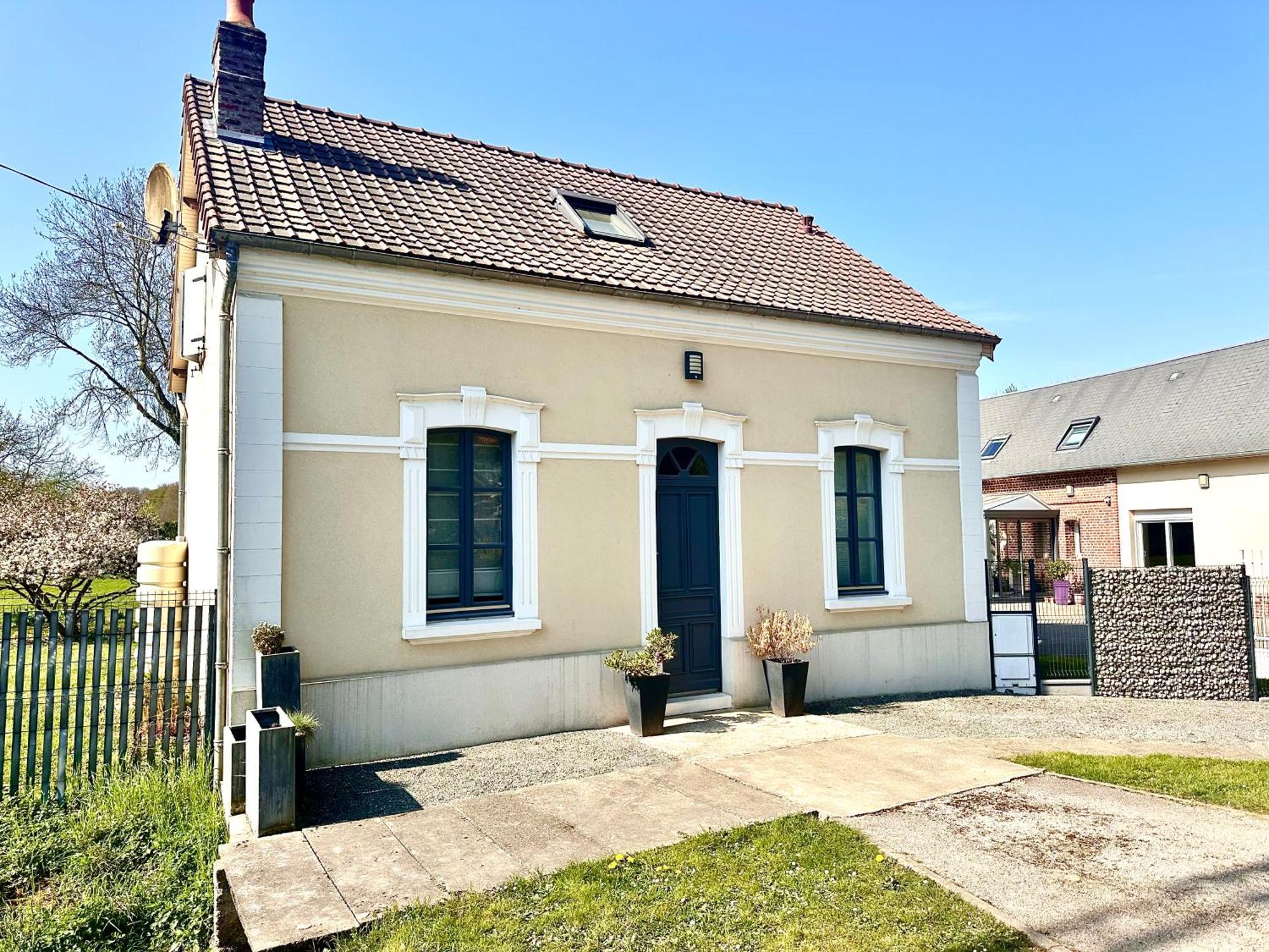 Le Gite D'En Bas Quesnoy-le-Montant Exterior photo
